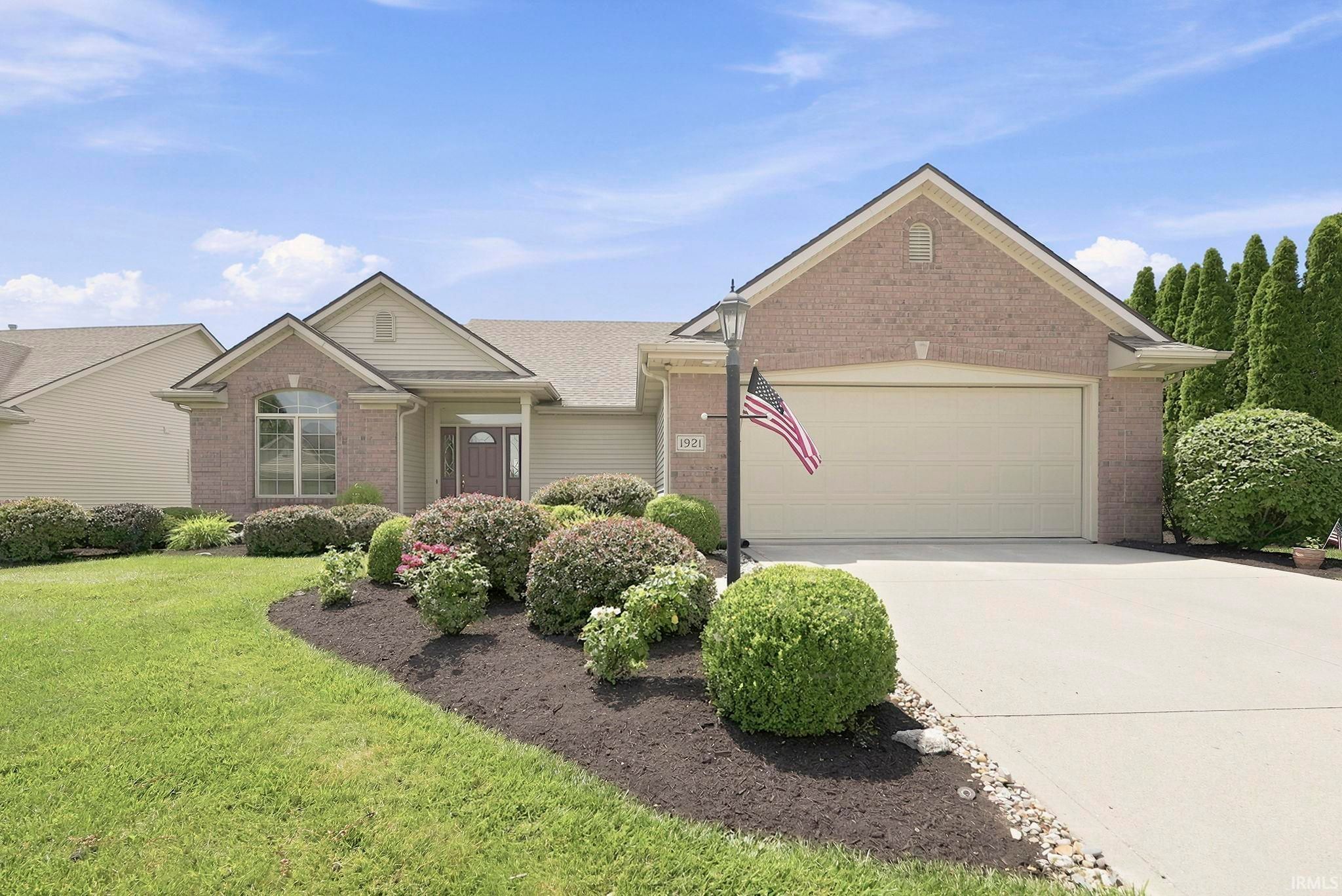 1921 Trotter Court