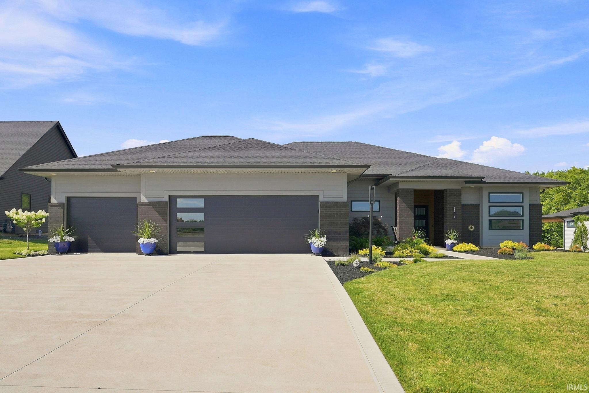 2104 Golfview Drive
