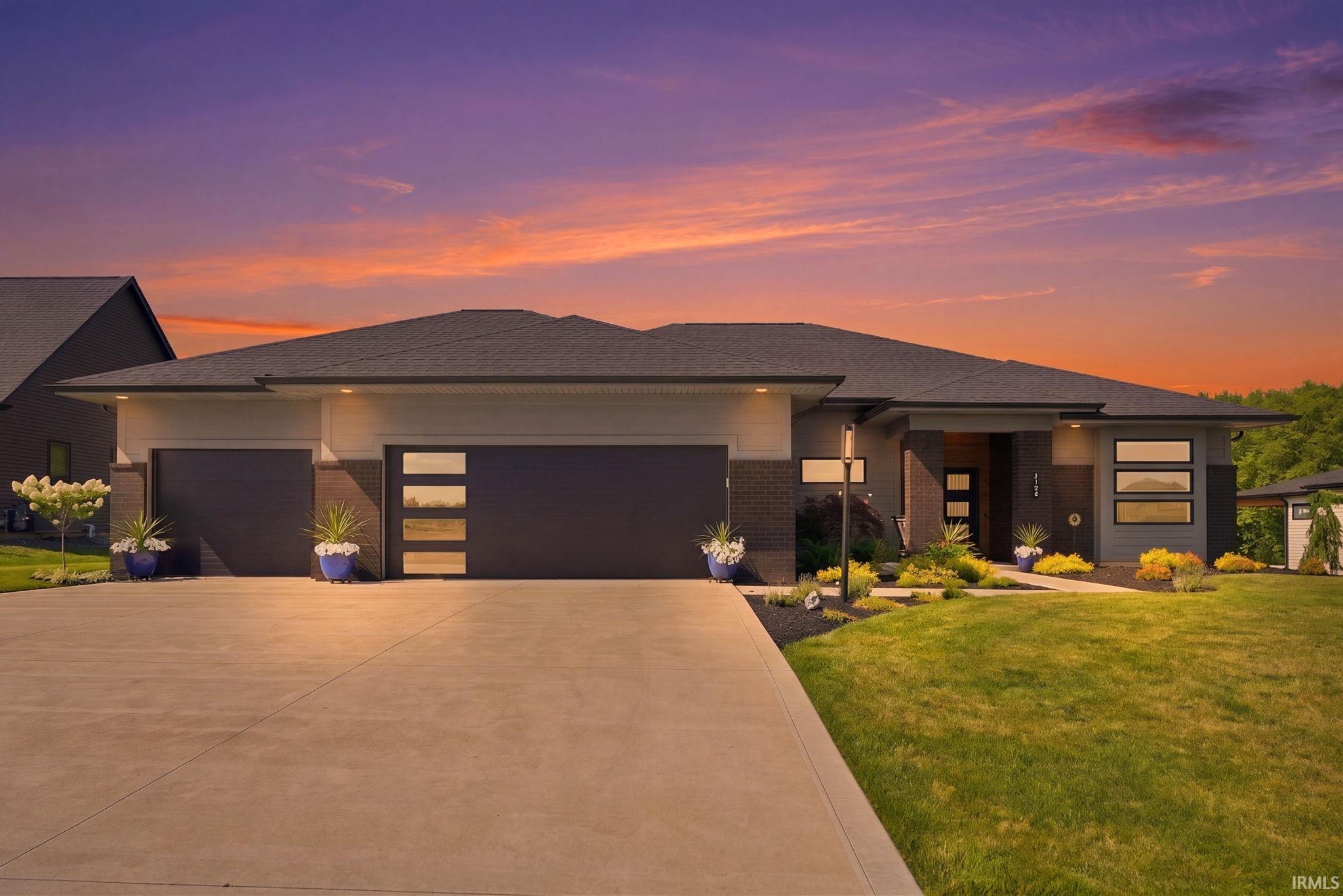 Image of 2104 Golfview Drive