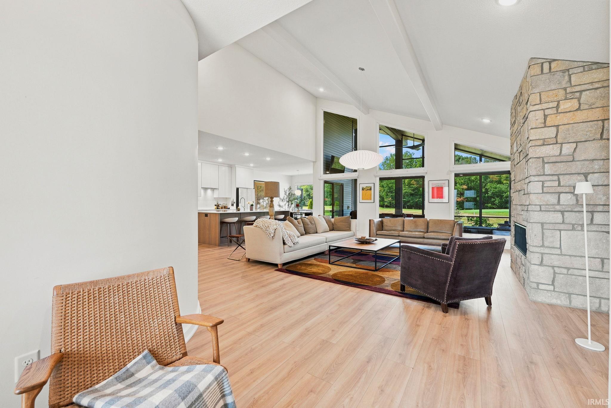 Image of 2104 Golfview Drive