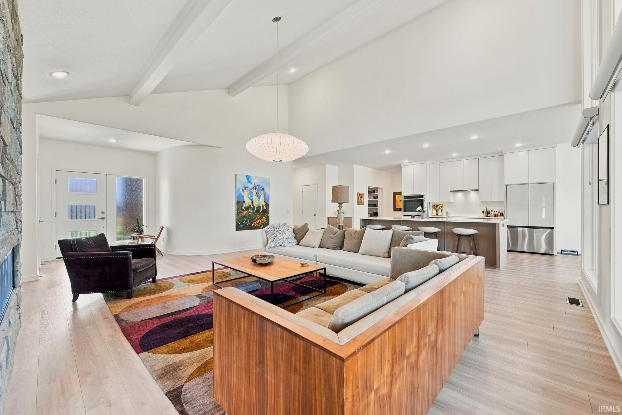 Image of 2104 Golfview Drive