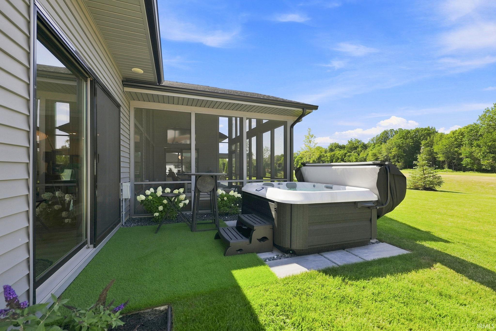 Image of 2104 Golfview Drive