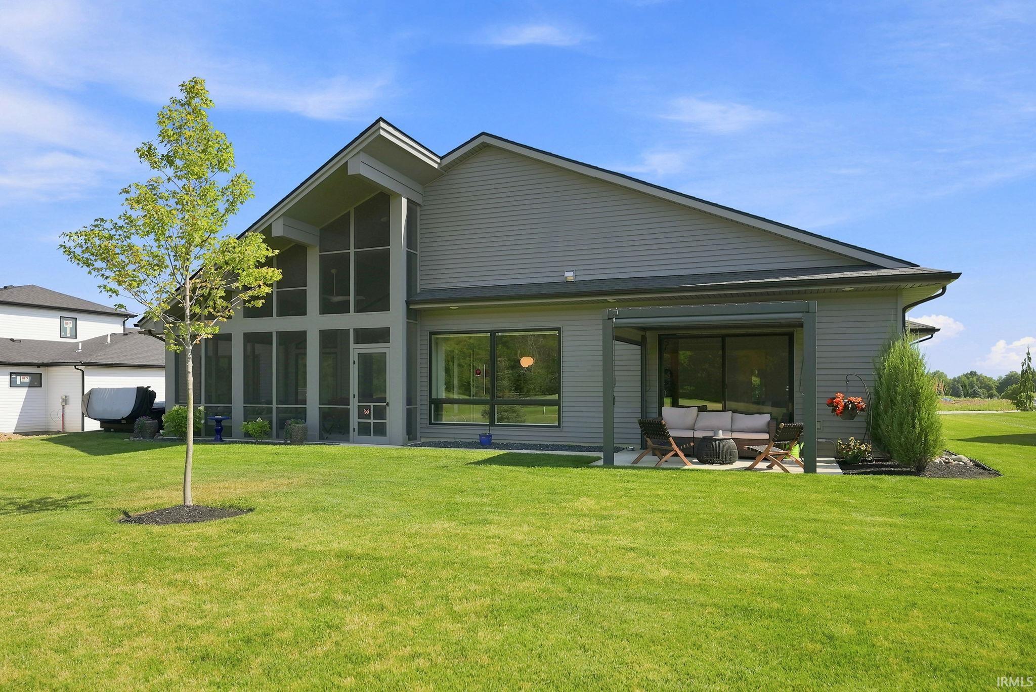 Image of 2104 Golfview Drive